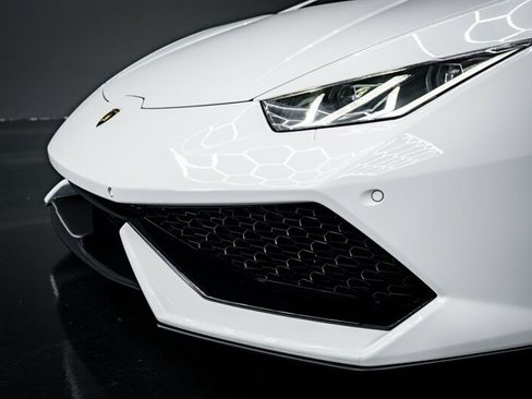 Used 2016 Lamborghini Huracan LP 610-4 image 14