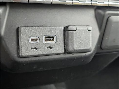 Used 2020 Chevrolet Silverado 1500 RST w/ RST Value Package image 14