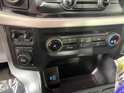 Certified 2022 Ford F150 XLT w/ Trailer Tow Package AWD/4WD image 19