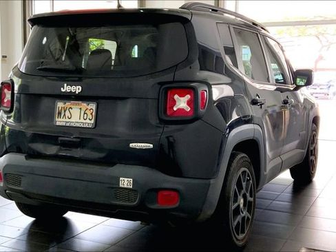 Used 2020 Jeep Renegade Latitude FWD image 6