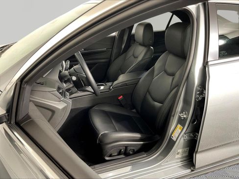 Used 2024 Cadillac CT4 Luxury w/ LPO, ONYX Package AWD/4WD image 21