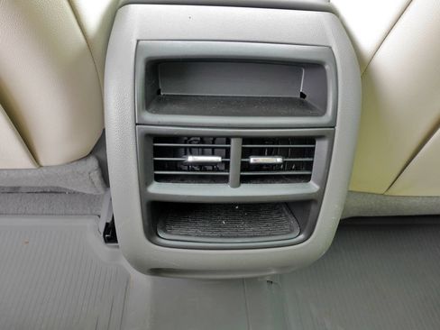 Used 2021 Cadillac XT5 Premium Luxury w/ LPO, Floor Liner Package FWD image 21