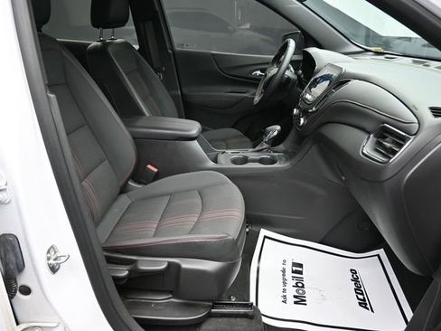 Used 2023 Chevrolet Equinox RS image 31