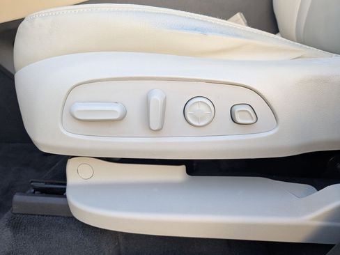 Used 2020 Buick Enclave Premium w/ Trailering Package, 5000 lbs. image 30