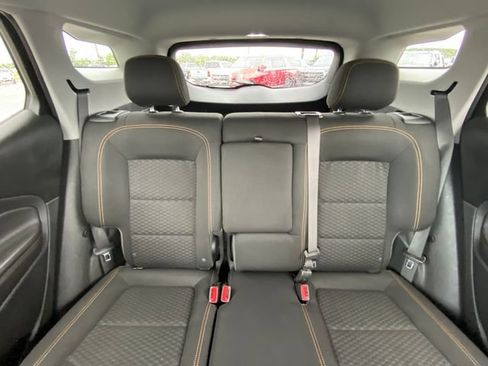 Used 2021 GMC Terrain SLE w/ Driver Convenience Package FWD image 13