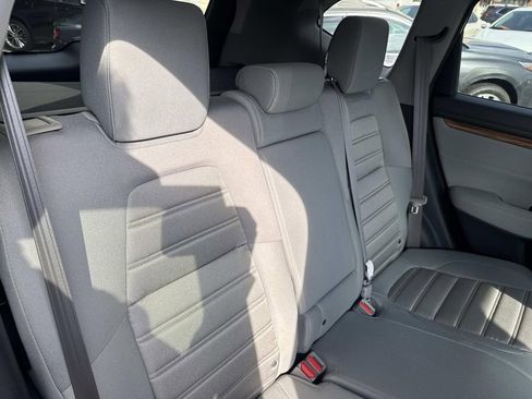 Used 2017 Honda CR-V EX image 9