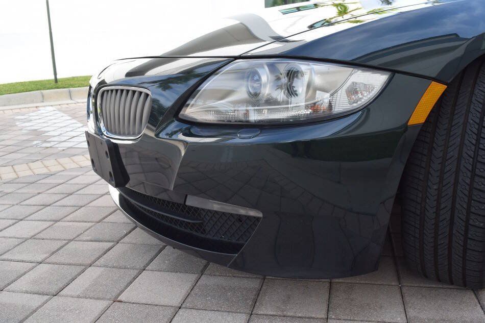 Used 2008 BMW Z4 3.0si RWD image 15