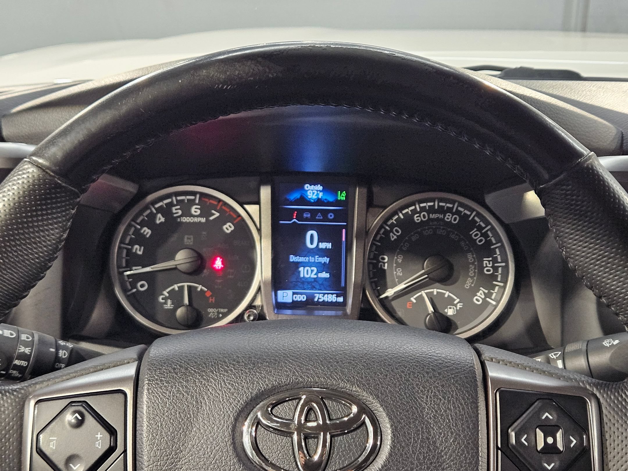 Used 2023 Toyota Tacoma SR5 RWD image 17