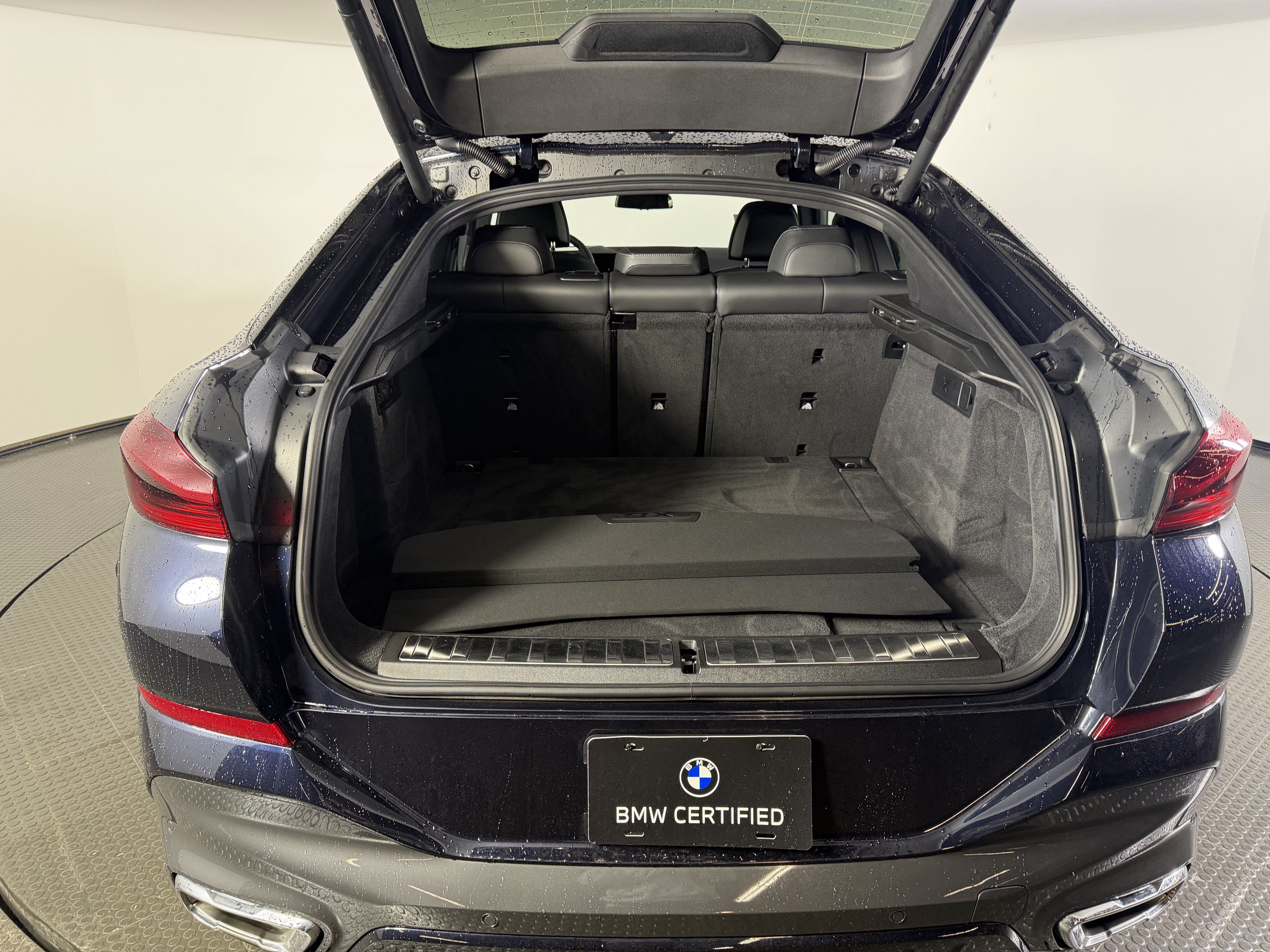 Certified 2025 BMW X6 xDrive40i w/ Climate Comfort Package AWD/4WD image 8