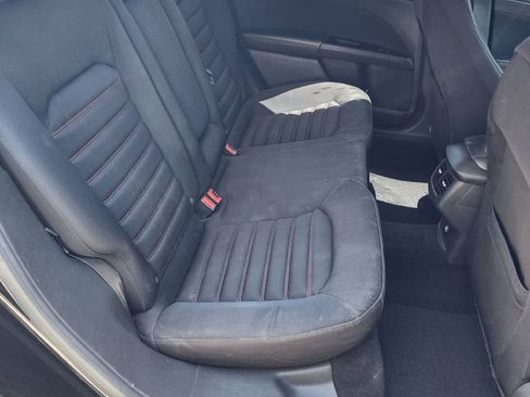 Used 2014 Ford Fusion SE w/ Equipment Group 201A image 7