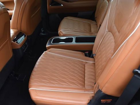 New 2026 INFINITI QX60 Autograph image 17