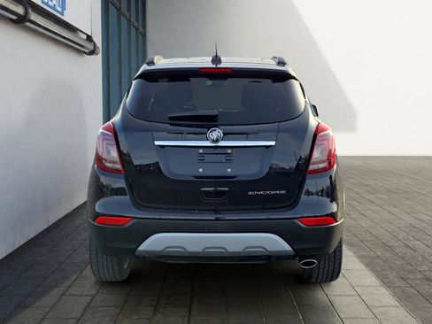 Used 2021 Buick Encore Preferred w/ Safety Package image 4