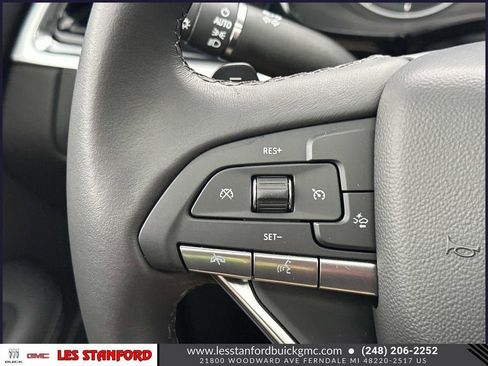 Used 2025 Cadillac XT6 Luxury AWD/4WD image 25