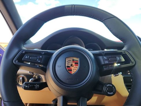 New 2026 Porsche Macan image 17