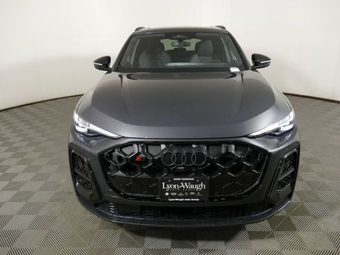 New 2026 Audi SQ5 Premium Plus image 25