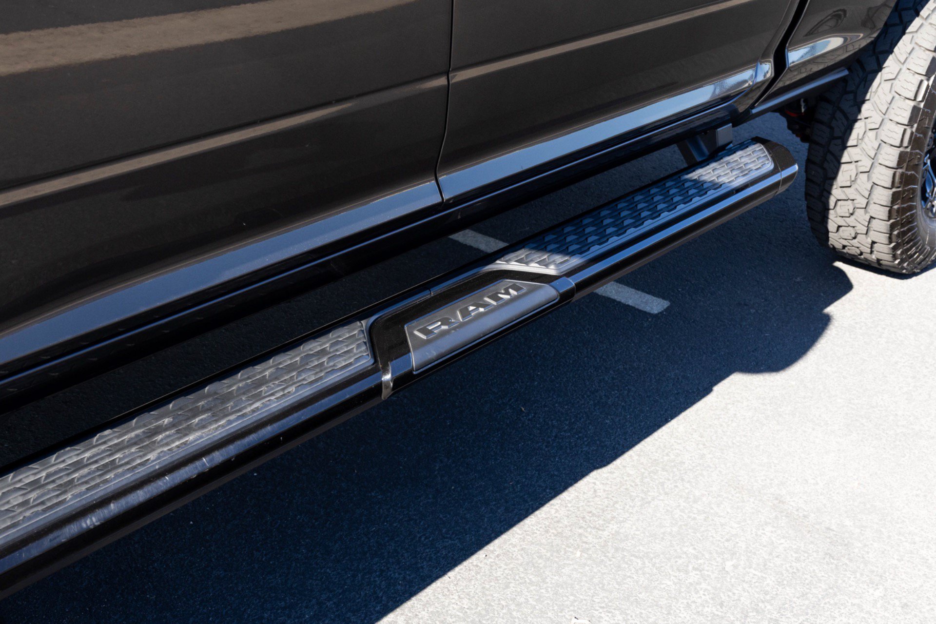 Used 2024 RAM 2500 Laramie w/ Night Edition AWD/4WD image 60