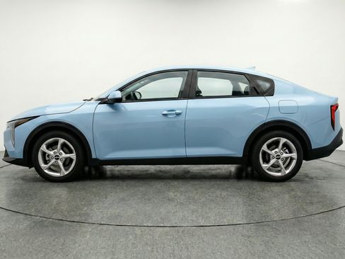 Used 2025 Kia K4 FWD image 5