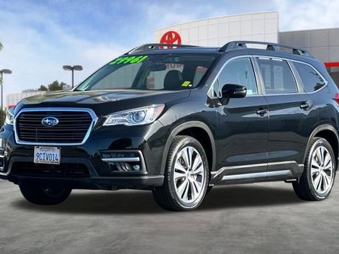 Used 2022 Subaru Ascent Limited image 9
