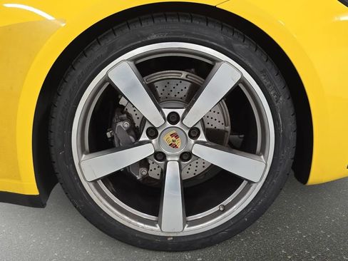 Certified 2021 Porsche 911 Carrera RWD image 27