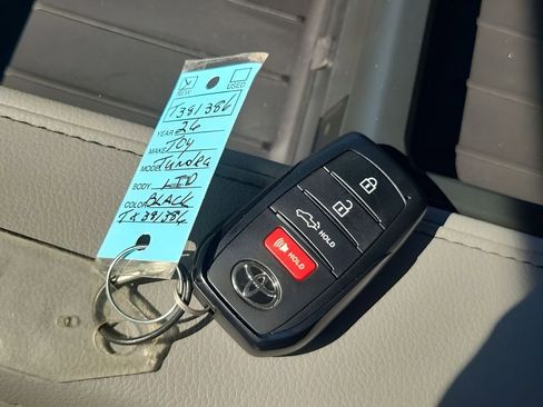 New 2026 Toyota Tundra Limited image 38