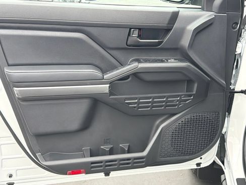 New 2026 Toyota Tacoma SR5 AWD/4WD image 18