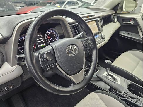 Used 2016 Toyota RAV4 XLE w/ Convenience Package FWD image 9
