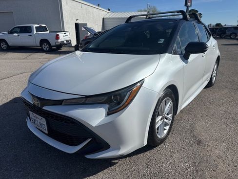 Used 2021 Toyota Corolla SE w/ Carpet Mat Package (TMS) image 3