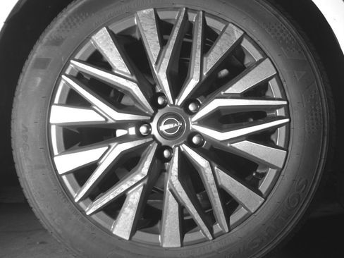 Used 2025 Nissan Altima 2.5 SV FWD image 12
