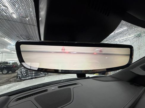 Used 2023 Chevrolet Tahoe High Country image 18