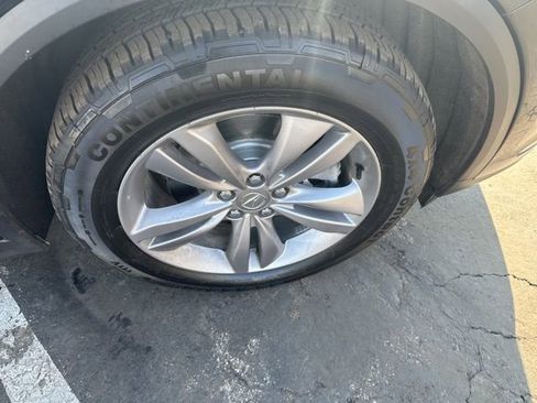 Used 2023 Acura MDX SH-AWD image 21