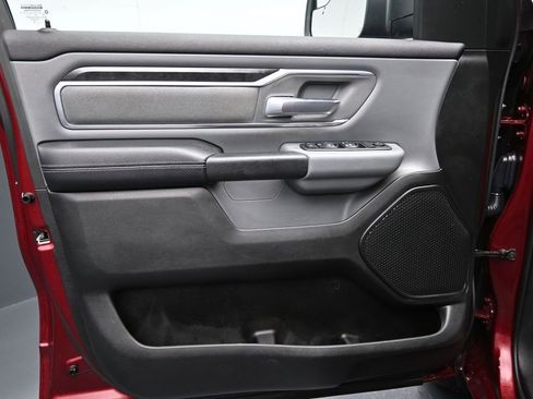 Used 2019 RAM 1500 Big Horn AWD/4WD image 10