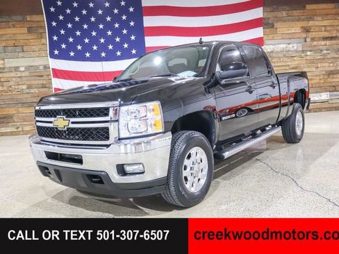 Used 2014 Chevrolet Silverado 2500 LTZ w/ LTZ Plus Package AWD/4WD image 19