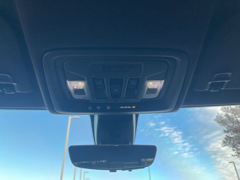 Used 2020 Chevrolet Silverado 1500 High Country w/ Technology Package image 32