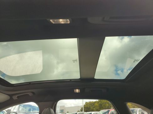 Used 2025 Ford Escape ST-Line Elite w/ Premium Technology Package image 31