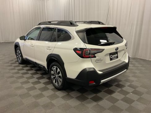 Used 2025 Subaru Outback Limited AWD/4WD image 5