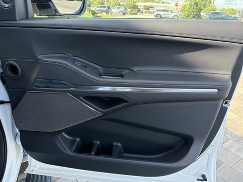 New 2026 Lincoln Navigator L Reserve image 16