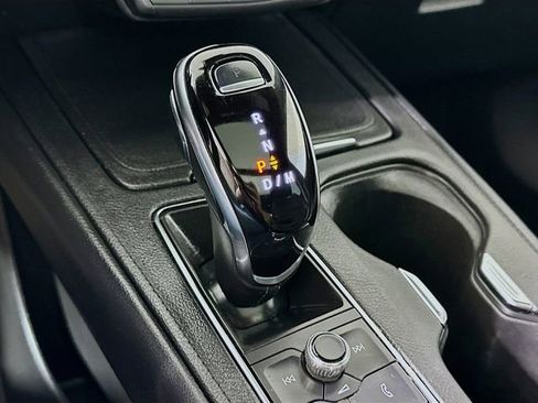 Used 2022 Cadillac XT4 Sport w/ Cold Weather Package image 16