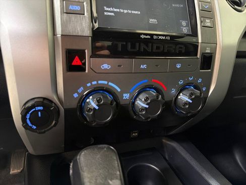 Used 2019 Toyota Tundra SR5 w/ SR5 Upgrade Package image 27