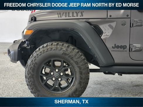 Used 2025 Jeep Wrangler Unlimited Sport AWD/4WD image 6