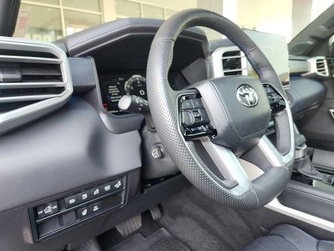 Used 2024 Toyota Tundra Platinum AWD/4WD image 21