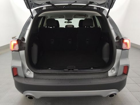 Used 2021 Ford Escape SE image 29