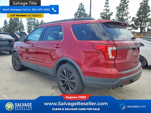 Used 2018 Ford Explorer XLT w/ Equipment Group 202A image 3