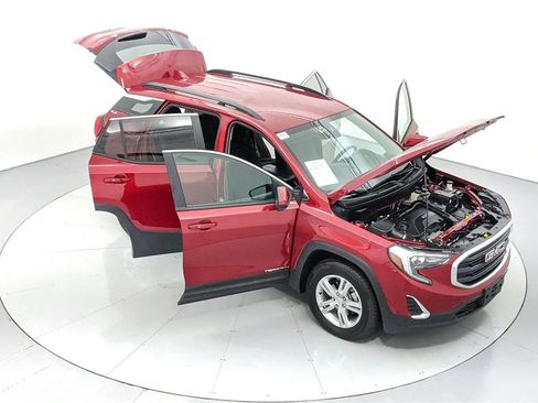 Used 2021 GMC Terrain SLE w/ Driver Convenience Package image 41