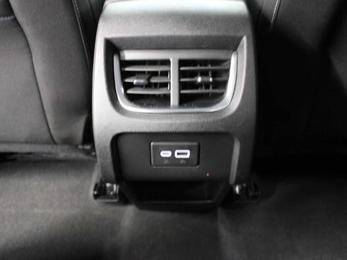 Used 2023 Chevrolet Blazer LT AWD/4WD image 36