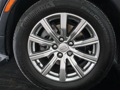 Used 2023 Cadillac XT4 Premium Luxury w/ Cold Weather Package FWD image 4