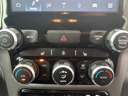 Used 2023 RAM 1500 Lone Star image 4