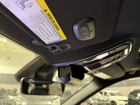 New 2025 Jeep Grand Cherokee Limited w/ Black Appearance Package image 27