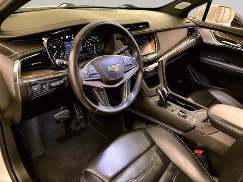 Used 2020 Cadillac XT5 Premium Luxury w/ Platinum Package AWD/4WD image 12
