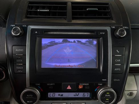Used 2013 Toyota Camry XLE FWD image 31