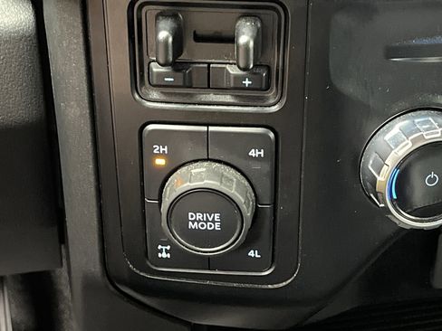 Used 2023 Ford F350 Lariat w/ Snow Plow/Camper Package AWD/4WD image 18